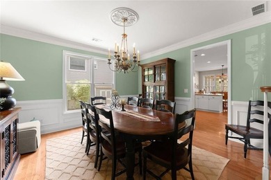 Welcome to your new home, perfectly situated on the 15th fairway - photo 16