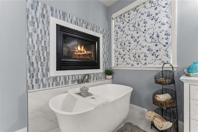 Welcome to your new home, perfectly situated on the 15th fairway - photo 23