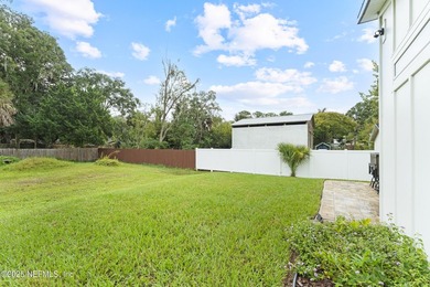 Step into this beautifully crafted new construction home - photo 26