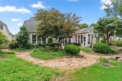 Welcome to your new home, perfectly situated on the 15th fairway - photo 42