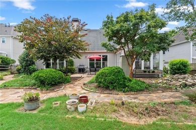 Welcome to your new home, perfectly situated on the 15th fairway - photo 43