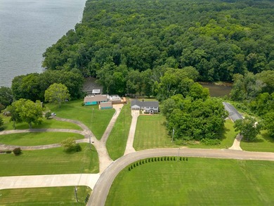 Enjoy lakefront living on Wilson Lake with 125' of waterfront, a - photo 50