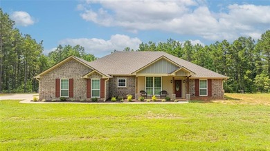 Lake Gladewater Home For Sale in Gladewater Texas