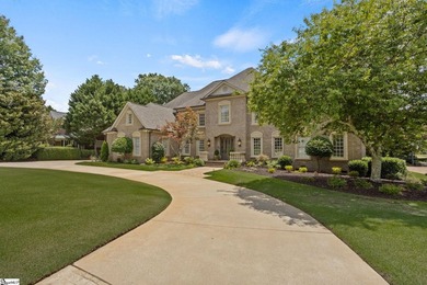 You've found it! Ideal in-town retreat to gather your family & - photo 3