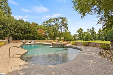 You've found it! Ideal in-town retreat to gather your family & - photo 6