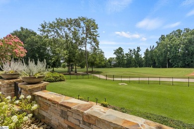 You've found it! Ideal in-town retreat to gather your family & - photo 10