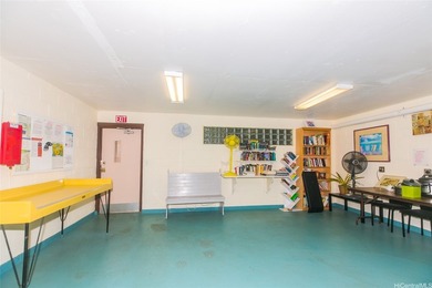 Location, location, location! Hideaway in Makiki now available - photo 18