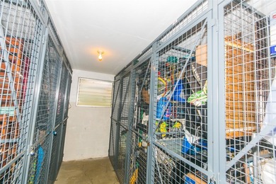Location, location, location! Hideaway in Makiki now available - photo 19