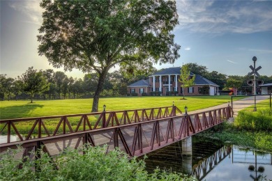 Lake Home For Sale in Caddo Mills, Texas