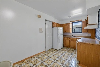 Great Opportunity for End-User + Income Opportunity 685 Rockaway - photo 6