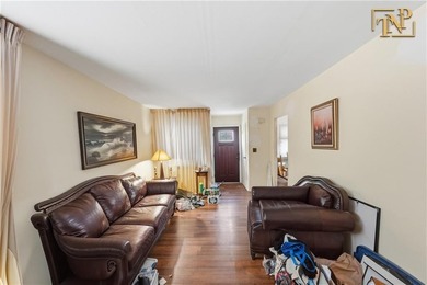 CASH OFFERS ONLY!!! This well maintained single-family - photo 4