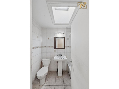 CASH OFFERS ONLY!!! This well maintained single-family - photo 8