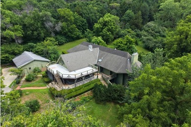 Very seldom does a property like this hit the market! Just 15 - photo 3