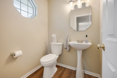 MOVE-IN READY HOME LOCATED IN A DESIRABLE NEIGHBORHOOD WITH MANY - photo 11