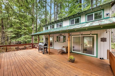 Experience off grid living with this spectacular 1,068 sqft, 3 - photo 2