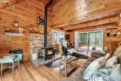 Experience off grid living with this spectacular 1,068 sqft, 3 - photo 6