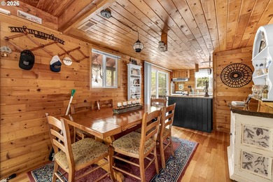 Experience off grid living with this spectacular 1,068 sqft, 3 - photo 8