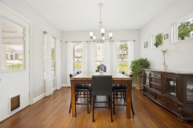 Agent Friendly. Multi-Generational Living with two complete - photo 9