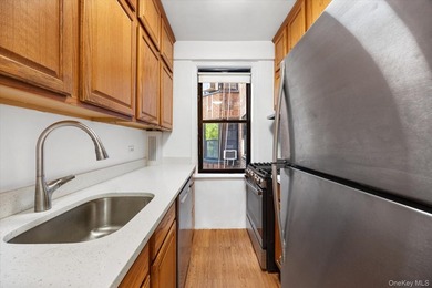 Sweet Renovated One Bedroom on Tree-lined Street - Park Terrace - photo 11