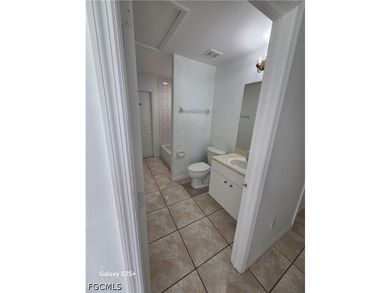 Exceptional opportunity to own a versatile property in a rapidly - photo 22