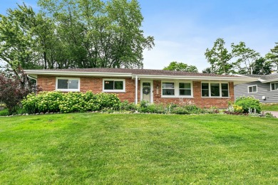Lake Home Sale Pending in Hoffman Estates, Illinois