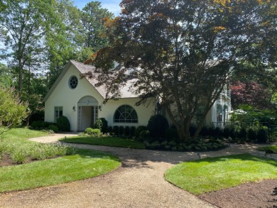 New to the market! Sited on 1.9 gorgeous acres on Georgica Pond - photo 2