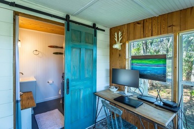 Charming beach cottage on Bald Point! FANTASTIC LOCATION - photo 6