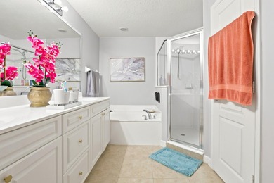 Welcome to this three-bedroom, 2.5-bathroom residence provides - photo 27