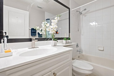 Welcome to this three-bedroom, 2.5-bathroom residence provides - photo 29