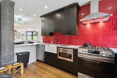 DEEDED GARAGE PARKING IS AVAILABLE FOR AN ADDITIONAL $50,000 - photo 9