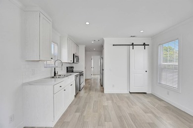 FREE Lot Rent until 12/31/2026! BRAND-NEW PARK MODEL in the - photo 3