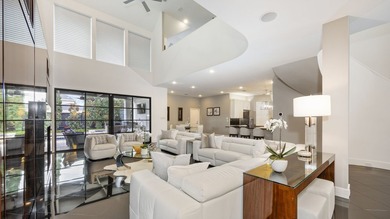 Beautifully updated northeast-facing Contemporary Mediterranean - photo 4