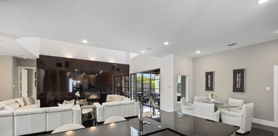 Beautifully updated northeast-facing Contemporary Mediterranean - photo 10
