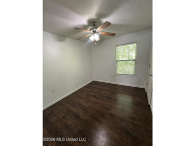 Welcome home to this cozy 3 bedroom, 1 bath property featuring a - photo 12