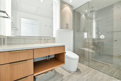 Experience luxury island living in this rarely available 3-bed - photo 15