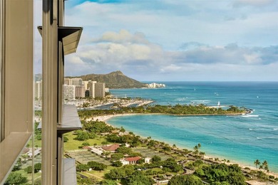 Experience luxury island living in this rarely available 3-bed - photo 18