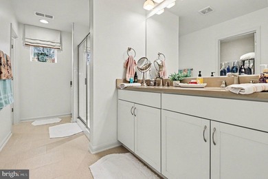 Welcome to this beautiful, barely lived-in model home loaded - photo 19