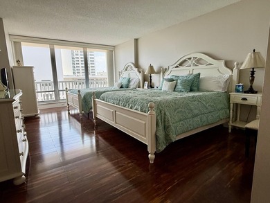 Located on the famous Galt Ocean Mile this 2BD/2BA waterfront - photo 22