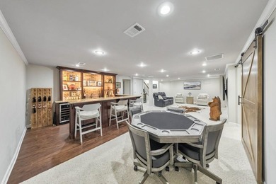 Welcome home to a truly exceptional combination of luxury - photo 6