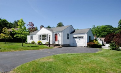 Lake Home Sale Pending in Branford, Connecticut