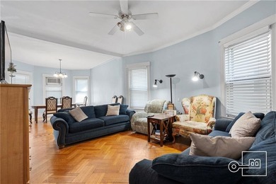 MIDWOOD MANOR!! Excellent location!!! Detached 3 story 2 family - photo 3