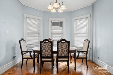MIDWOOD MANOR!! Excellent location!!! Detached 3 story 2 family - photo 4