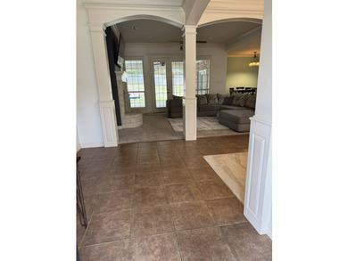 This is a traditional, beautiful brick veneer home on a 1/2 + - photo 9