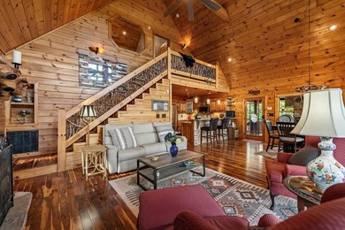 Privately situated stunning 3-bedroom, 3-bath prow-front home - photo 12