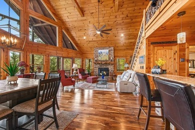 Privately situated stunning 3-bedroom, 3-bath prow-front home - photo 13