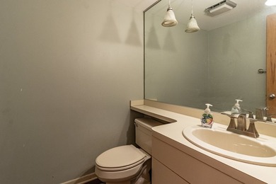 Welcome to this absolutely charming 2-bedroom, 2.1-bath townhome - photo 15