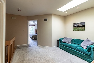 Welcome to this absolutely charming 2-bedroom, 2.1-bath townhome - photo 17