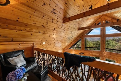 Privately situated stunning 3-bedroom, 3-bath prow-front home - photo 21
