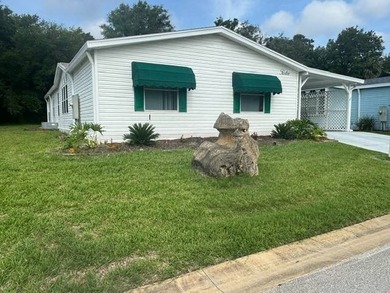 Welcome to this spacious 3-bedroom, 2-bath manufactured home in - photo 3