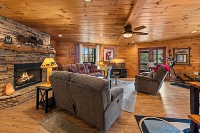 Privately situated stunning 3-bedroom, 3-bath prow-front home - photo 28